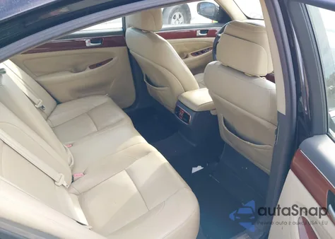 2013 Hyundai Genesis 3.8 z USA, uszkodzony, nr VIN KMHGC4DD7DU221972